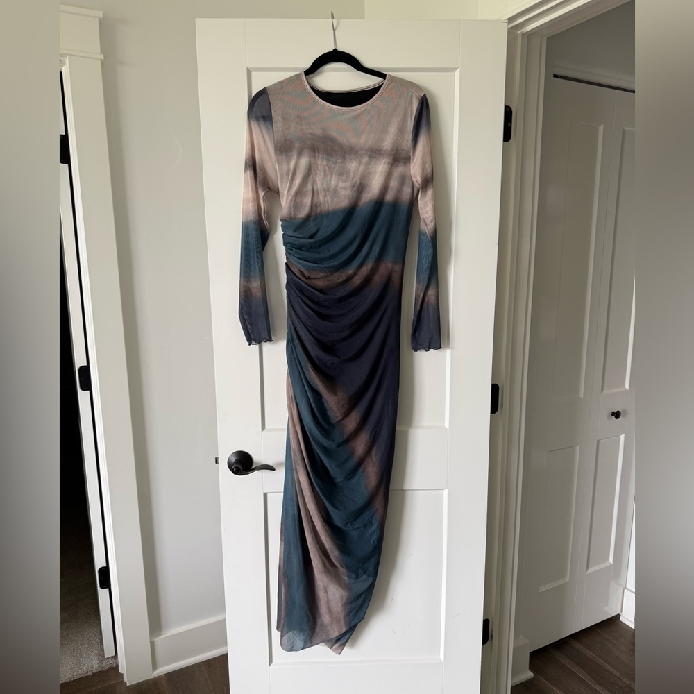 Long Sleeve Ruched Ombre Maxi Dress in Blue and Taupe